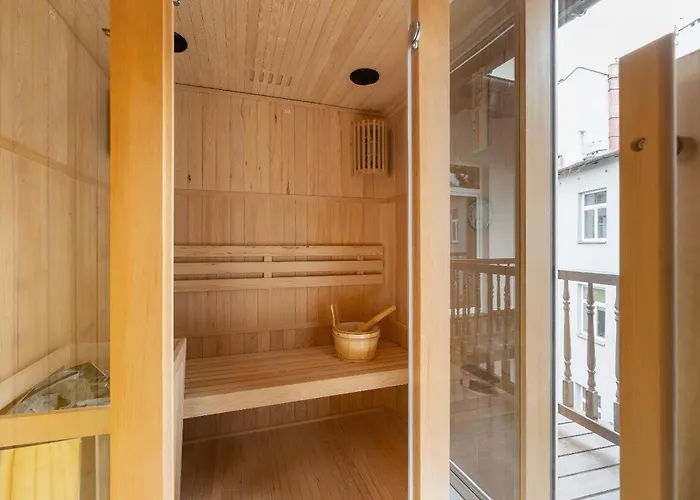 4-Bedroom Apartment - Private Sauna - Wielopole 7