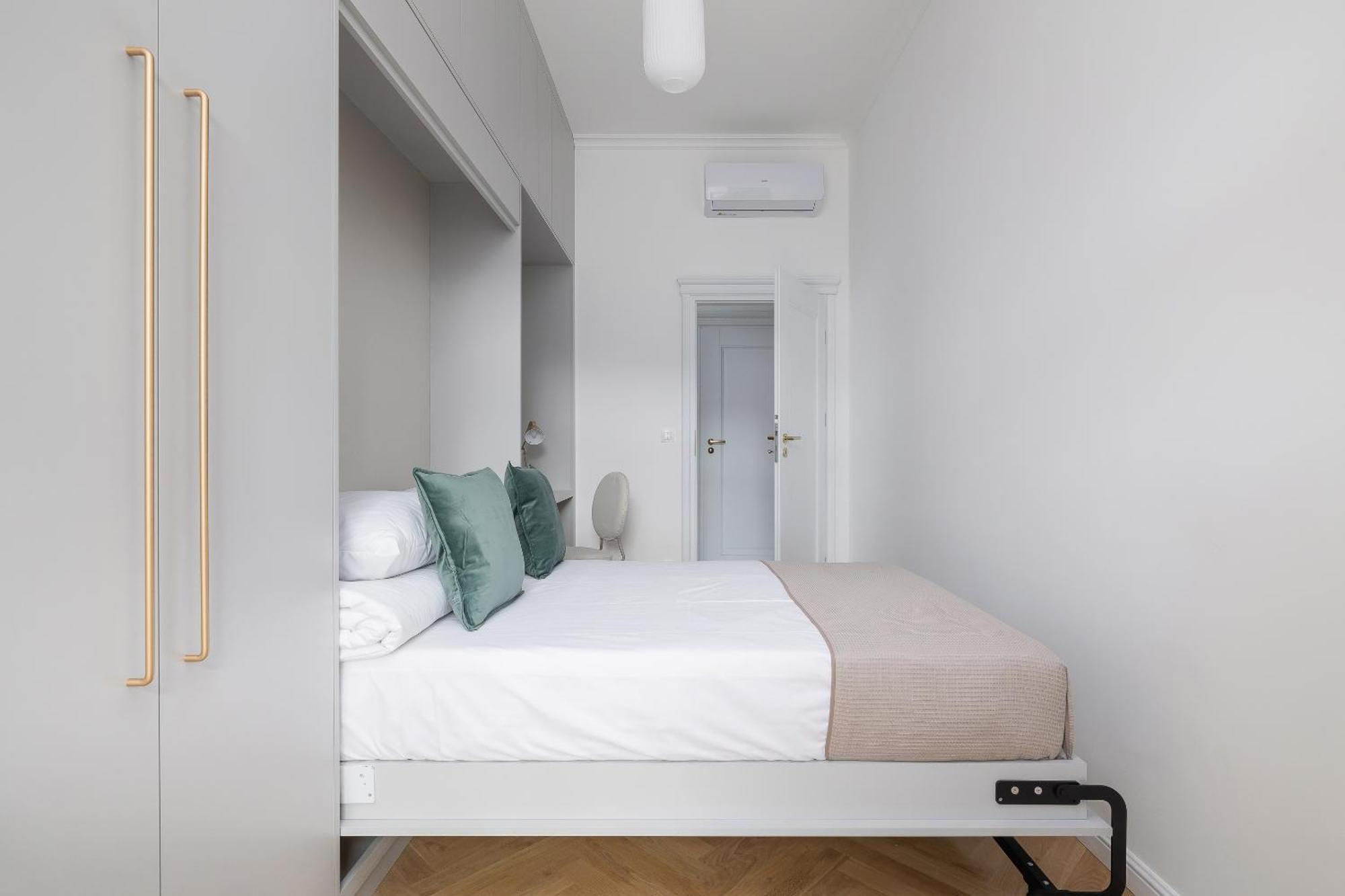 Apartment 4-bedroom - Private Sauna - Wielopole 7 *